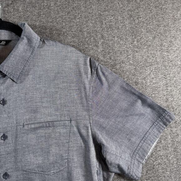 Arc'teryx Shirt Mens Large Gray Short Sleeve Button Up Casual Hiking - Picture 8 of 11